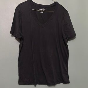 Universal Threads ebony v-neck s/s tee shirt